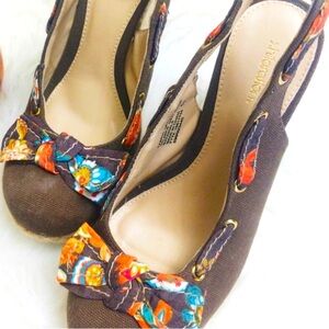 Xhilaration espadrille wedges with cute bow